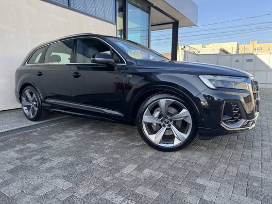 AUDI Q7 3.0 55 TFSI MHEV S-LINE QUATTRO TIPTRONIC